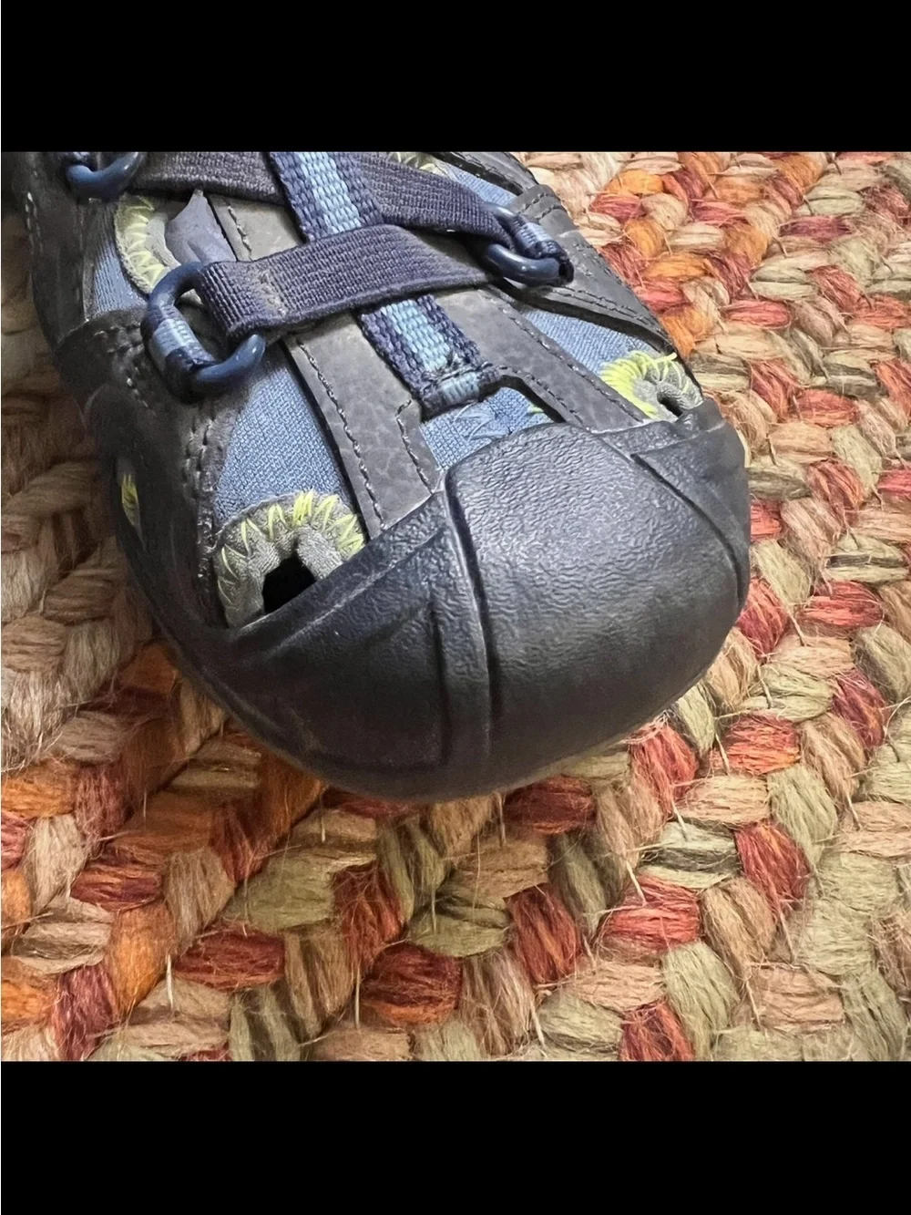 Merrell Kids Navy and Lime Green Hydro Hiker sandals size 2 youth